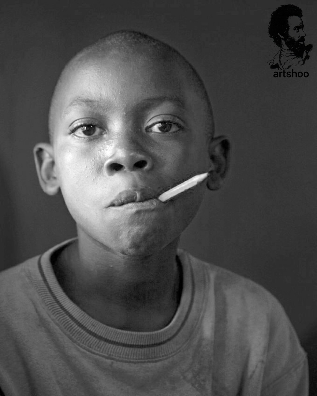 مدل کودک سیاه قلم